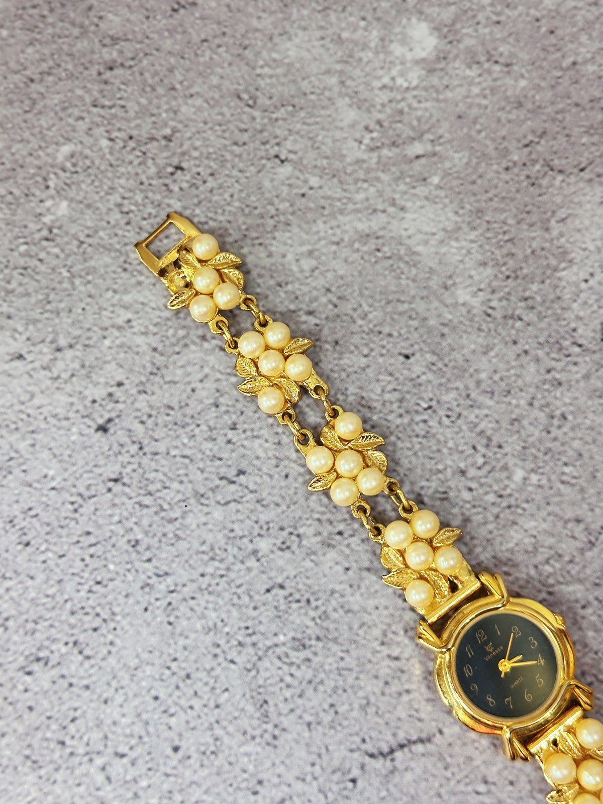 1990s Vintage Vanessa Pearl & Leaf Cluster Jewelry Watch – Floral Bracelet Edition