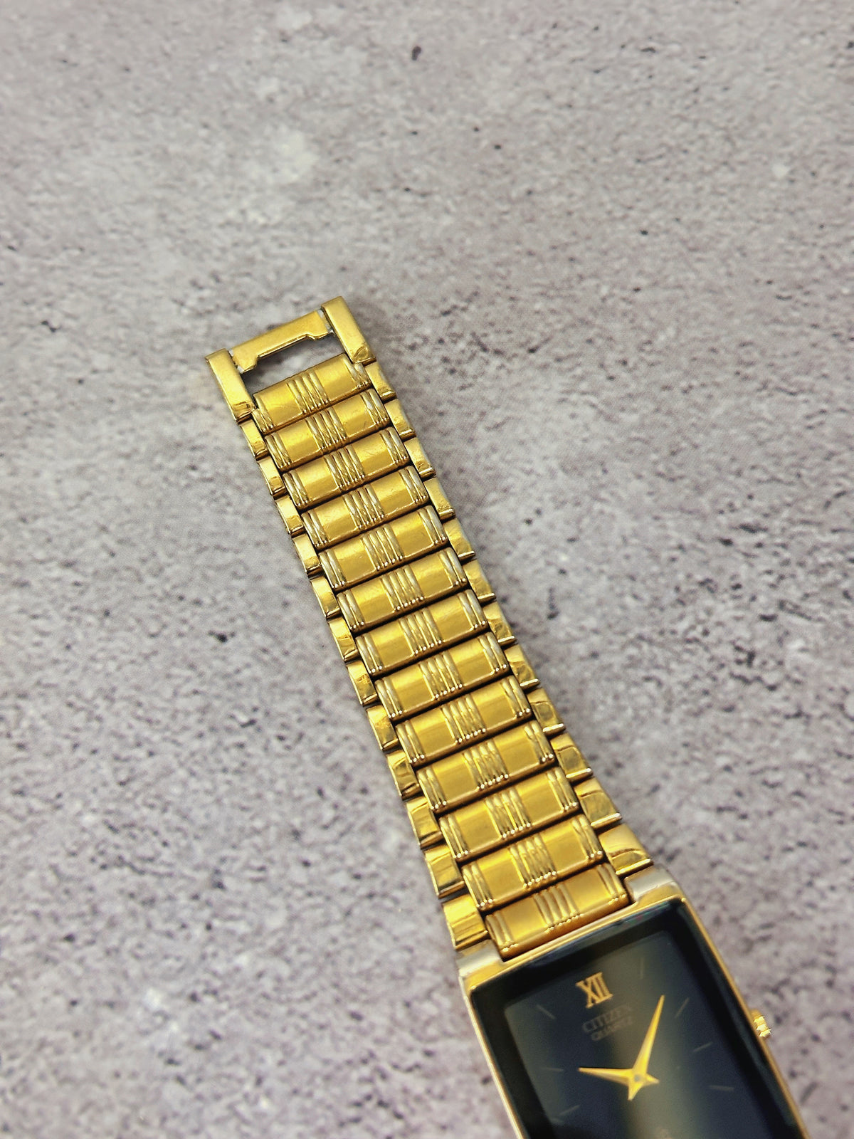 1980s Vintage Citizen Black Dial Tank Dress Watch – Rare Roman Numeral Edition