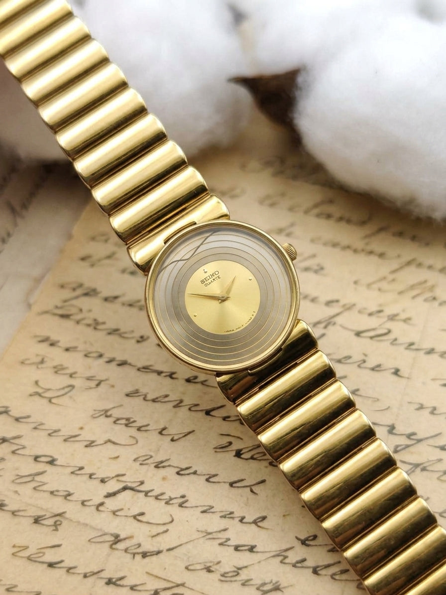 Arrving Soon - 1980s Vintage Seiko Concentric Ripple Dial Watch – Abstract Art Deco Design