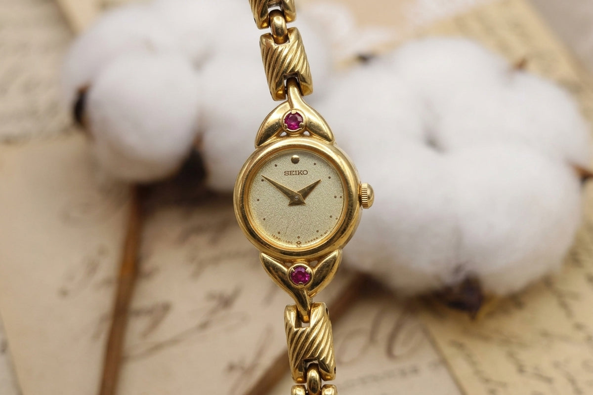 1990s Vintage Seiko Tissé Gold-Tone Crystal Oval Dress Watch – Twisted Rope-Trim Link Bracelet Edition