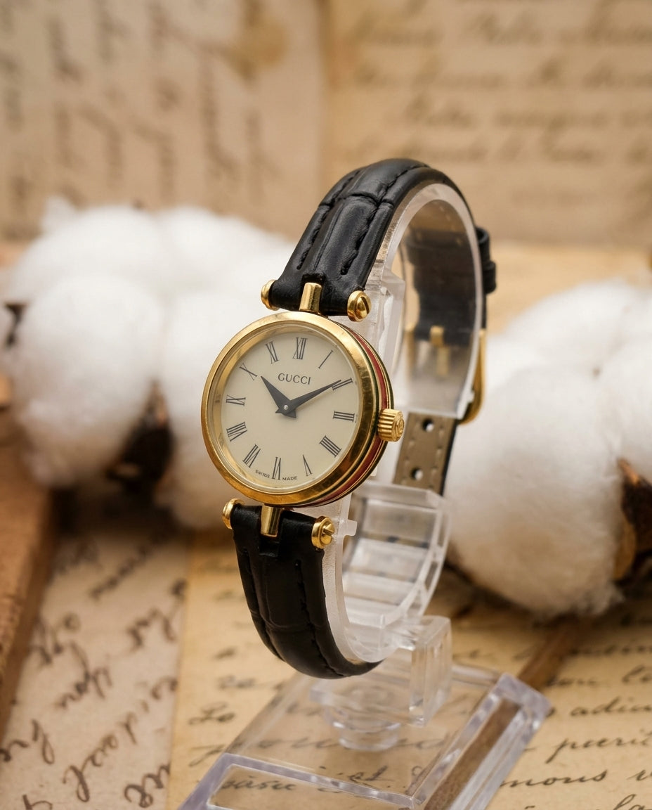 1980s–1990s Vintage Gucci 3000L Sherry Line Gold-Tone Ladies Watch – Off-White Dial & Black Leather Strap Edition