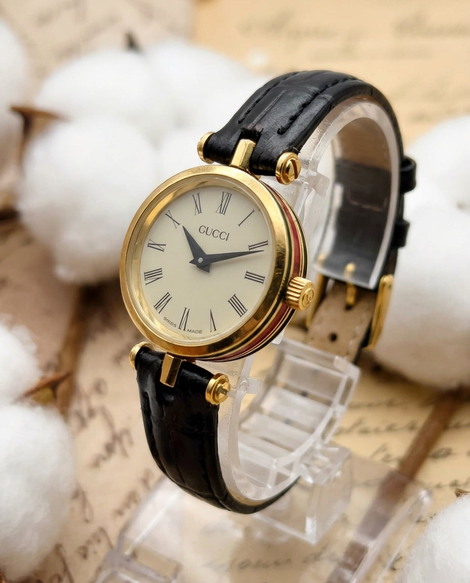 1980s–1990s Vintage Gucci 3000L Sherry Line Gold-Tone Ladies Watch – Off-White Dial & Black Leather Strap Edition