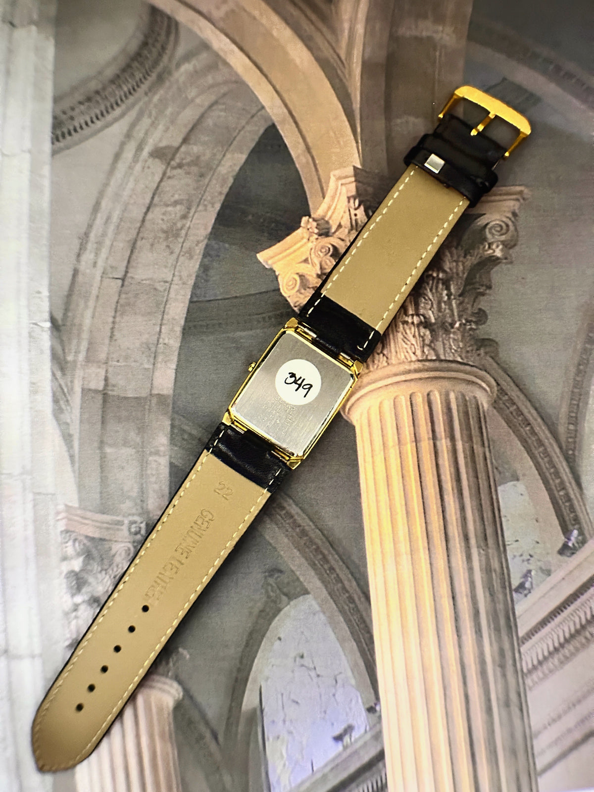 Vintage Seiko Gold-Tone Rectangular Tank Watch – Champagne Sunburst Date Dial & Black Leather Strap Edition