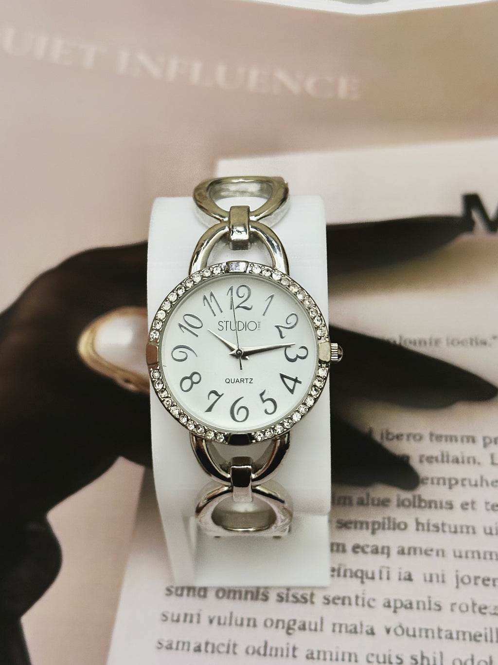 2000s Vintage Studio Silver-Tone Bangle Watch – Crystal Bezel Edition