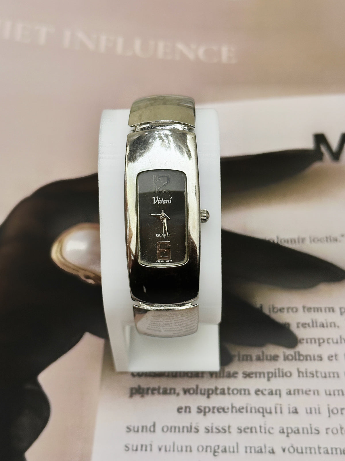Vintage Vivani Silver-Tone Elongated Curved Tank Watch – Black Dial & Solid Bangle Bracelet Edition