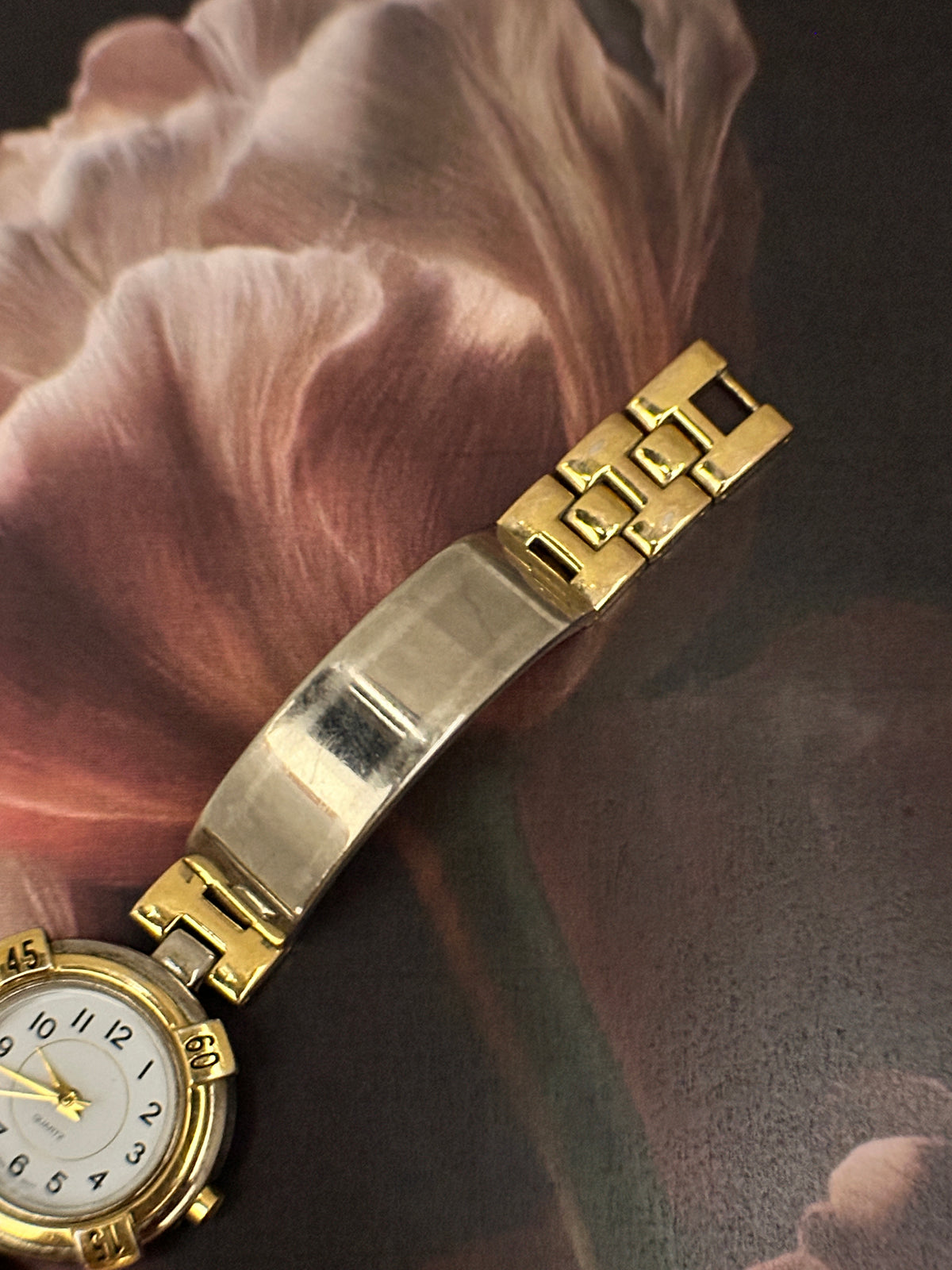 Vintage Two-Tone Sport-Chic Dress Watch – Diver-Style Rider Tab Bezel & Rigid Bangle Bracelet Edition