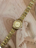 Vintage Gold-Tone Crystal Bezel Dress Watch – Sunburst Dial & Multi-Link Bracelet Edition
