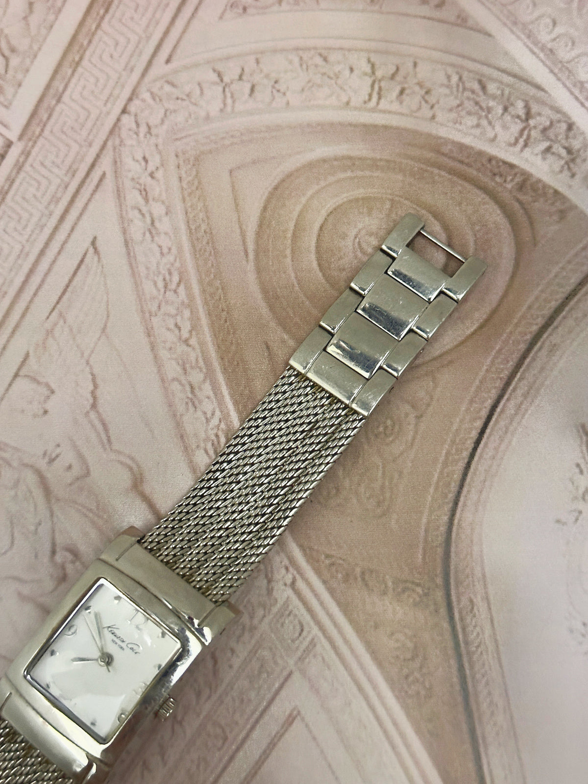 Vintage Kenneth Cole New York Silver-Tone Tank Watch – Woven Mesh Bracelet & Segmented Extension Edition