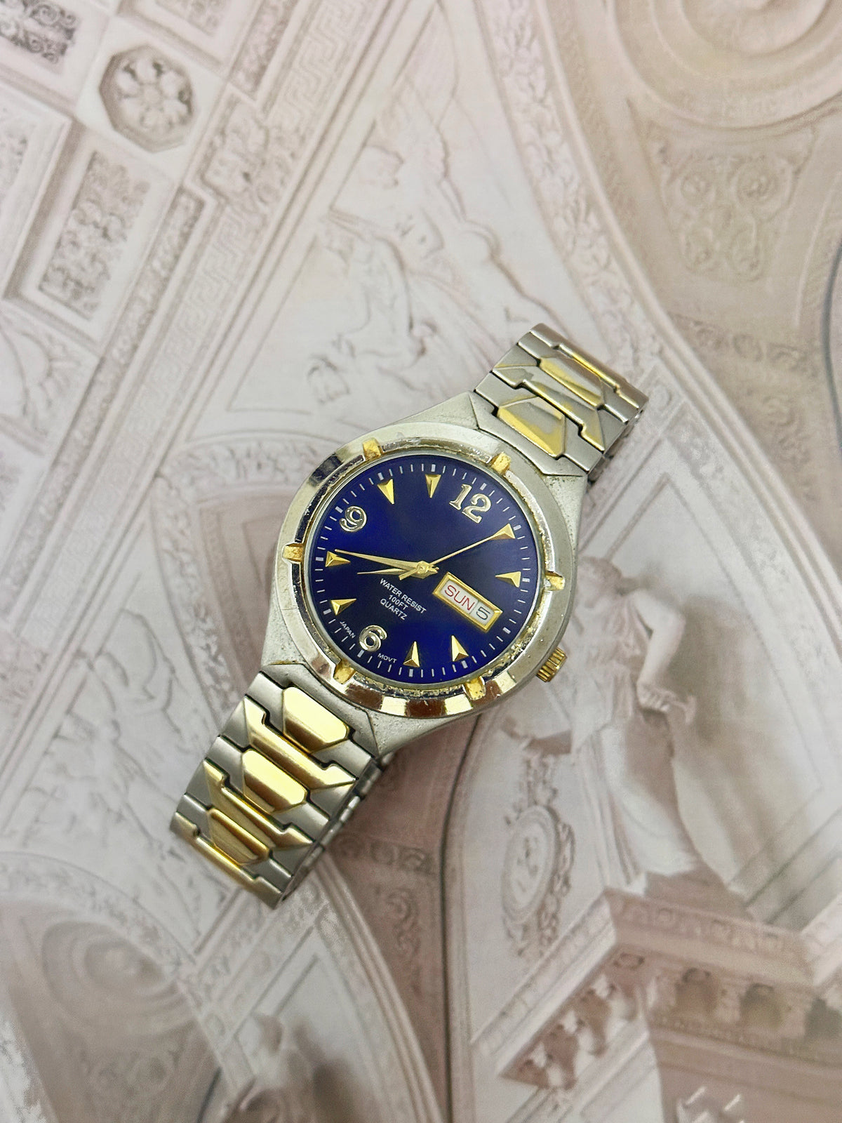 Vintage Two-Tone Sports-Style Day-Date Watch – Royal Blue Dial & Articulated Link Bracelet Edition