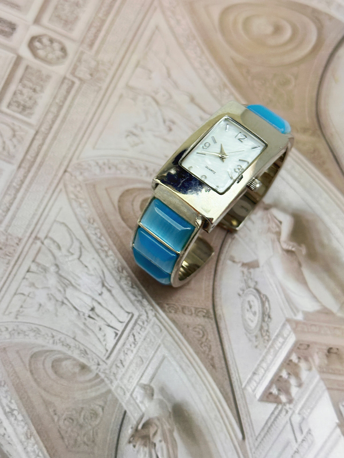 Vintage Silver-Tone Tank Bangle Watch – White Dial & Turquoise Enamel Inset Edition