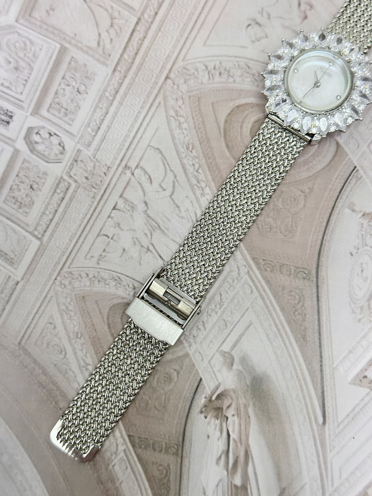 Vintage Scottie Silver-Tone Crystal Cluster Cocktail Watch – Mother of Pearl Dial & Woven Mesh Bracelet Edition