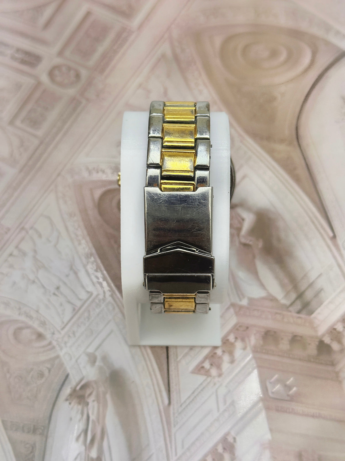 Vintage Two-Tone Sunburst Silver Dial Date Watch – Integrated Link Bracelet Edition