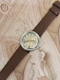 Vintage Timex Day-Date Silver-Tone Dress Watch – Champagne Dial & Brown Leather Strap Edition