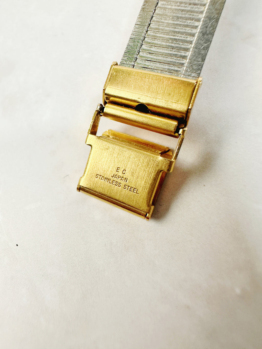 1980s Vintage Bulova Diamond Accent Two-Tone Mesh Watch – Rare Integrated Tank Design